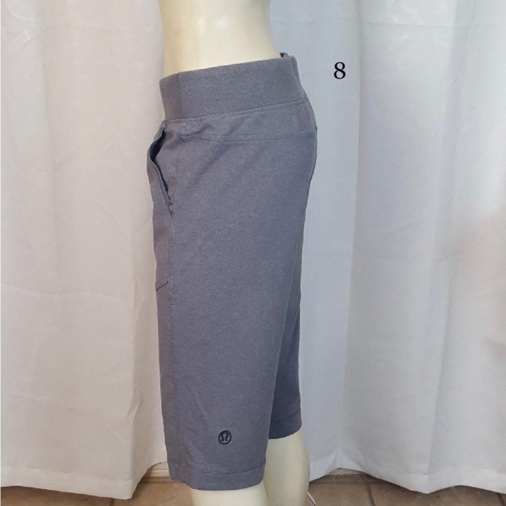 Lululemon Clam Digger 8   #8-04